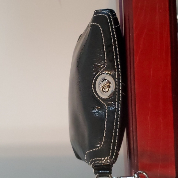 Coach Wristlet - Picture 3 of 14